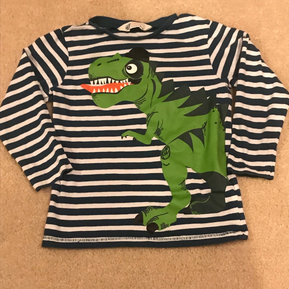 H&M size 2-4 long sleeve shirt